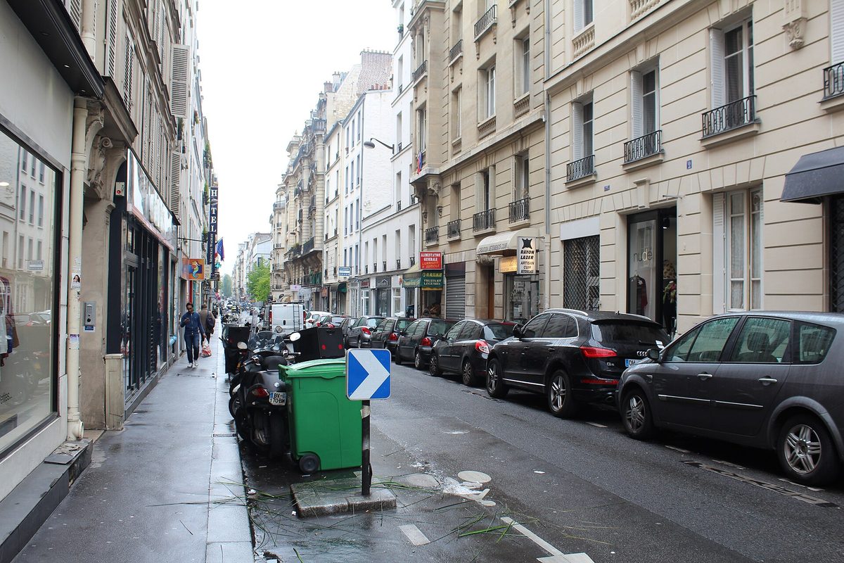 La rue Rennequin, dans le 17e arrondissement de Paris