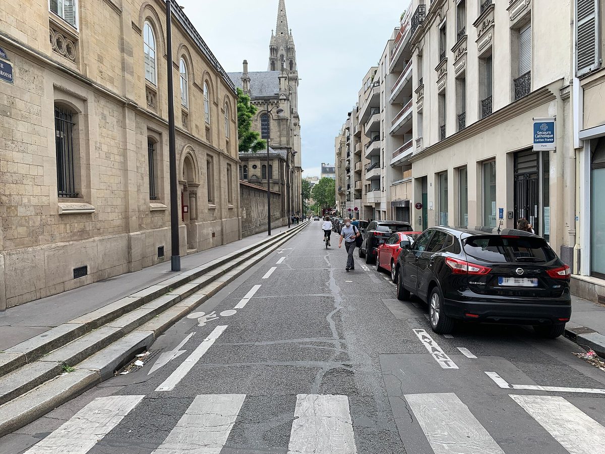 La rue Saint-Ambroise, dans le 11e arrondissement de Paris