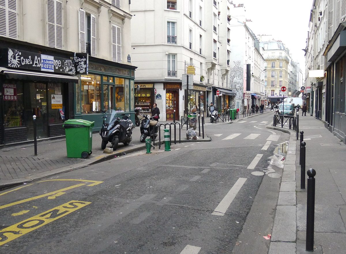La rue Saint-Bernard, dans le 11e arrondissement de Paris