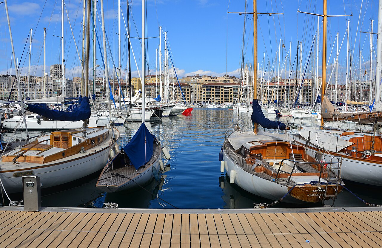 Le Vieux-Port de Marseille et ses bateaux à quai